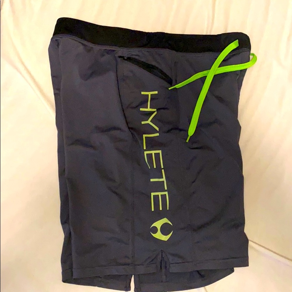 Hylete Athletic Shorts - Large Above knee